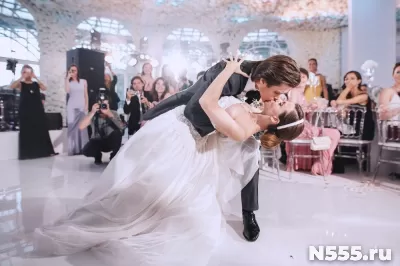 Свадебный танец. Постановка первого танца молодых в Новороссийске фото