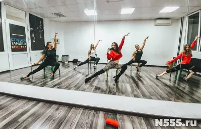Танцы для девушек в Новороссийске. Обучение танцам фото 1